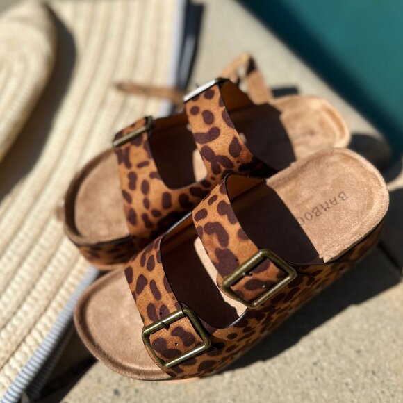 BAMBOO Brown Leopard Platform Sandals - Picture 7 of 9